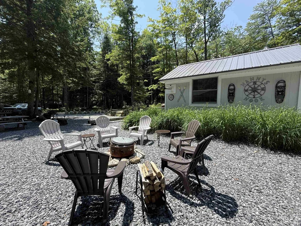 729 Davis Road Cavendish VT 05142