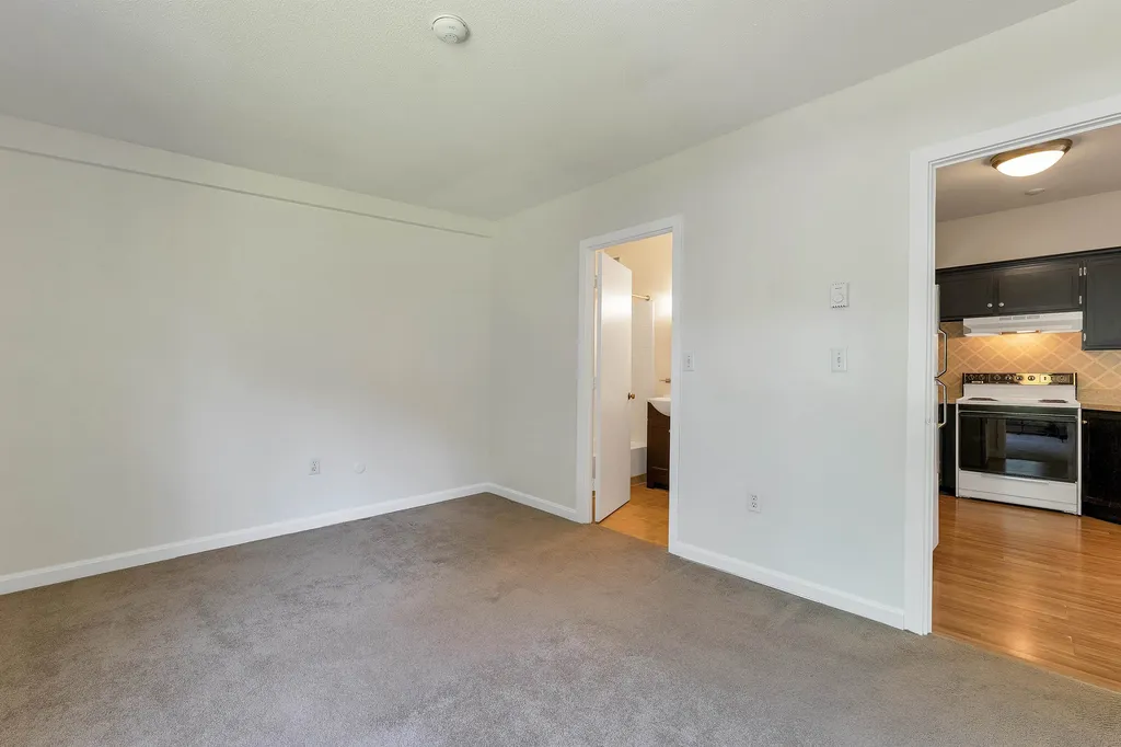 41 Treetop Circle Laconia NH 03246