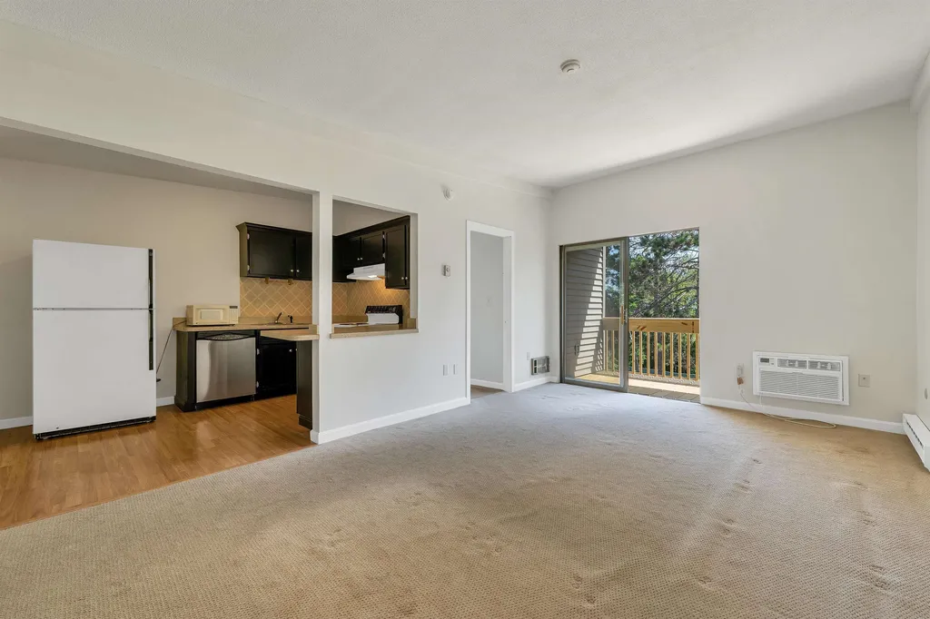41 Treetop Circle Laconia NH 03246
