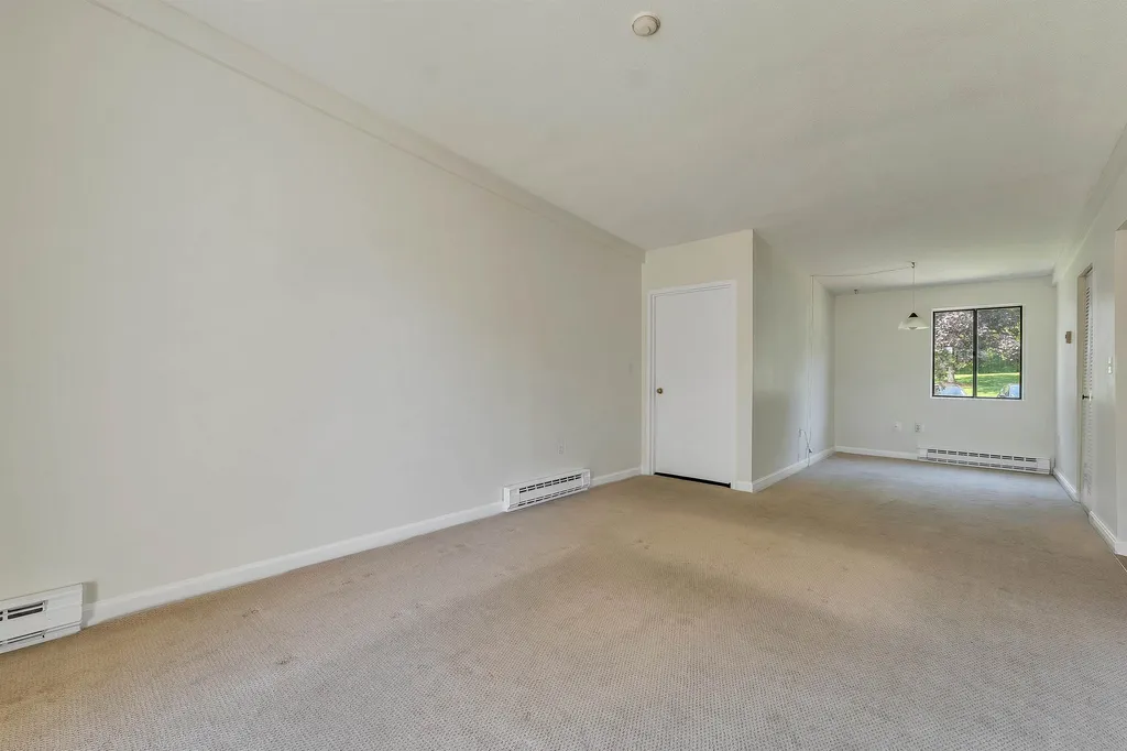 41 Treetop Circle Laconia NH 03246