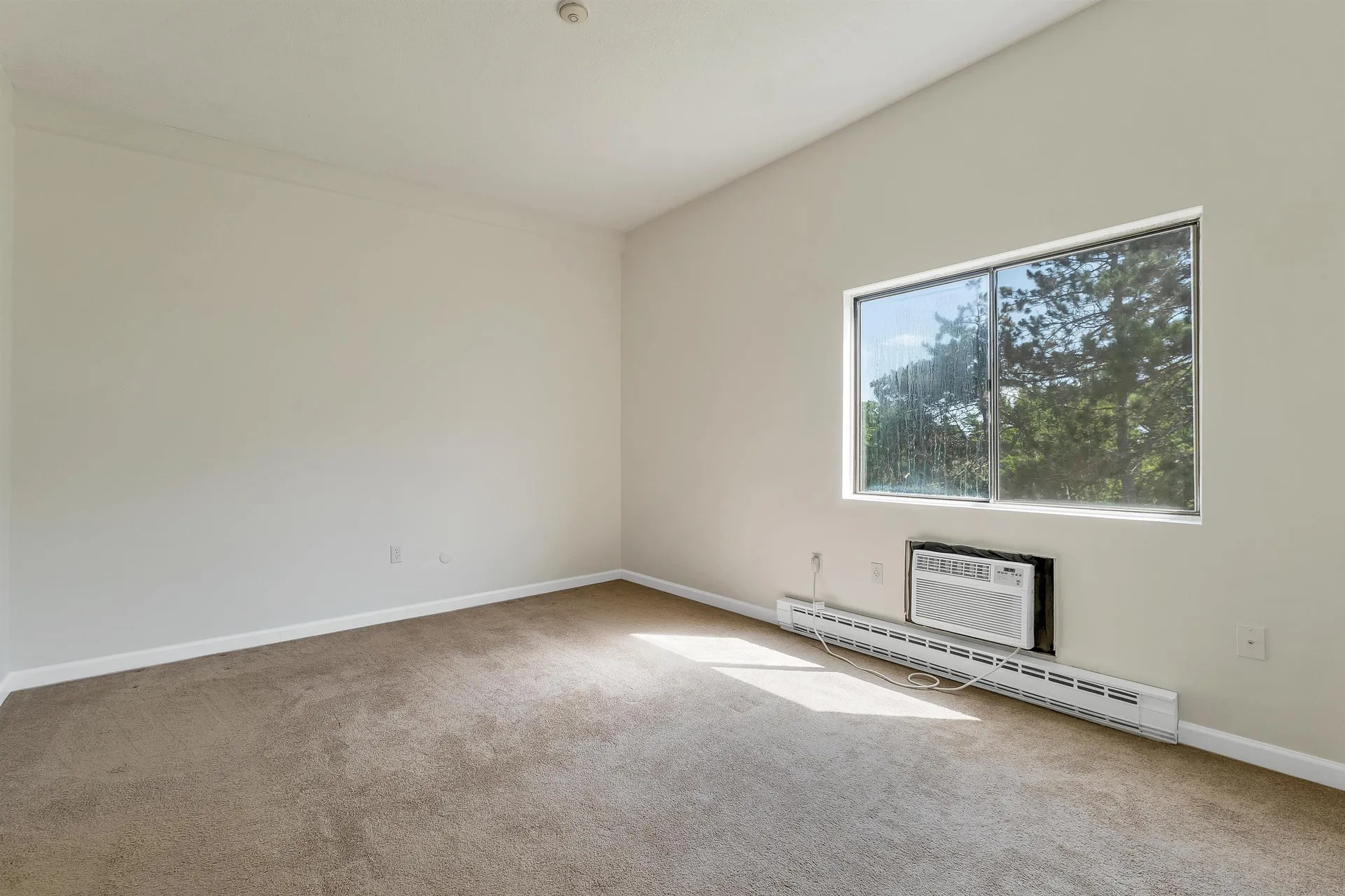 41 Treetop Circle Laconia NH 03246