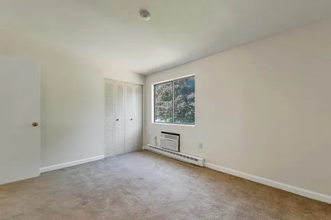 41 Treetop Circle Laconia NH 03246