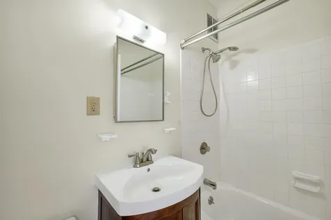 41 Treetop Circle Laconia NH 03246