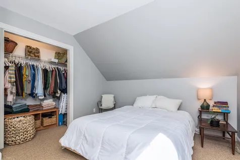 12 Woodside Road Durham NH 03824