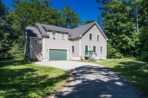 12 Woodside Road Durham NH 03824