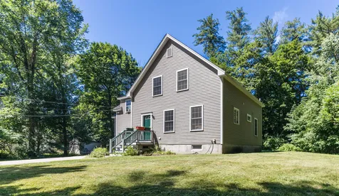 12 Woodside Road Durham NH 03824