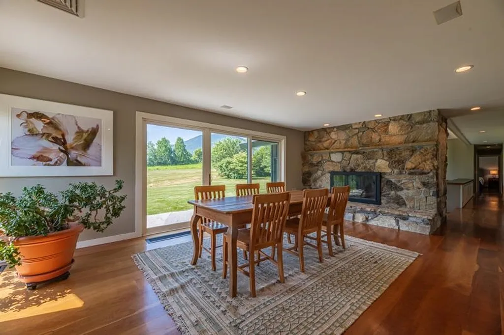 246 Brooklyn Road Mount Tabor VT 05739