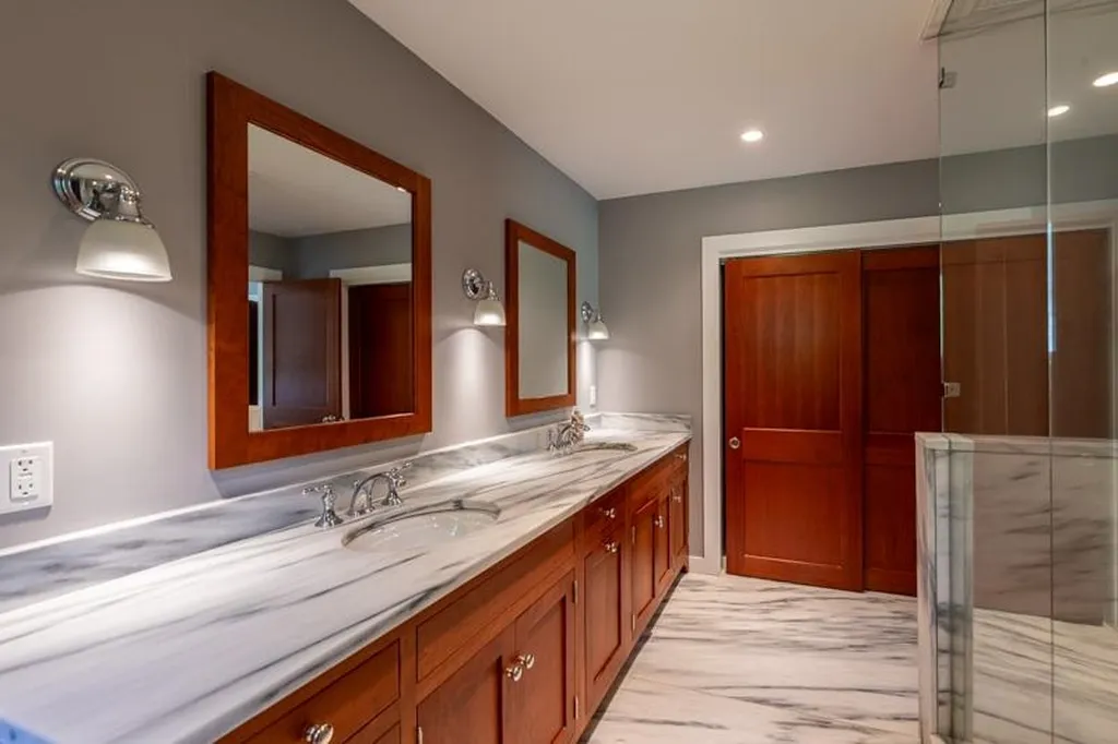 246 Brooklyn Road Mount Tabor VT 05739