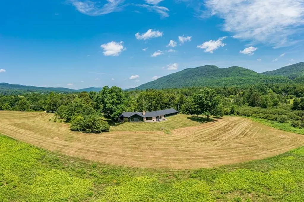 246 Brooklyn Road Mount Tabor VT 05739