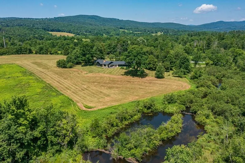 246 Brooklyn Road Mount Tabor VT 05739