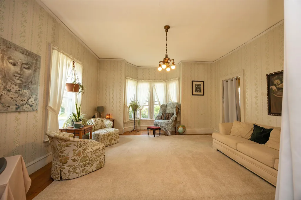 374 Spring Street St. Johnsbury VT 05819