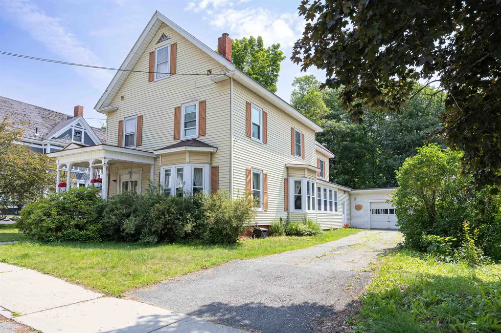 374 Spring Street St. Johnsbury VT 05819