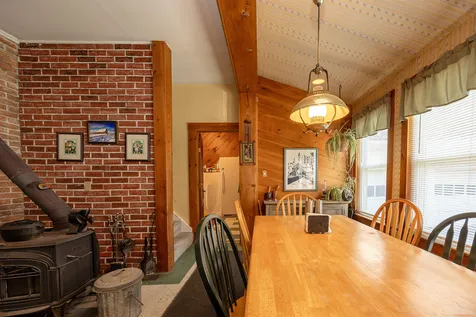 374 Spring Street St. Johnsbury VT 05819