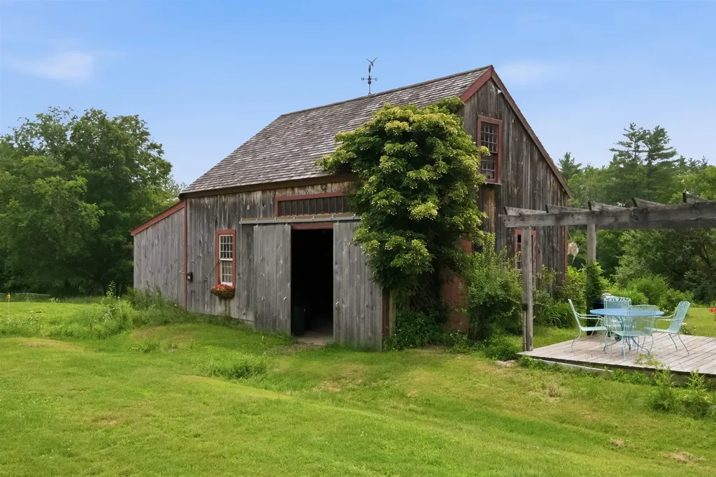 316 Hale Road Sanbornton NH 03269