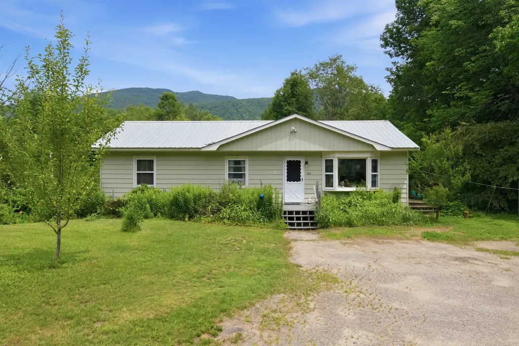 306 Stinson Lake Road Rumney NH 03266