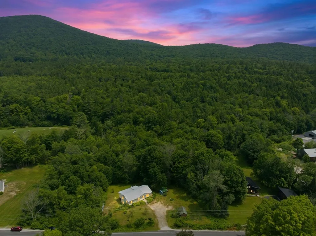 306 Stinson Lake Road Rumney NH 03266