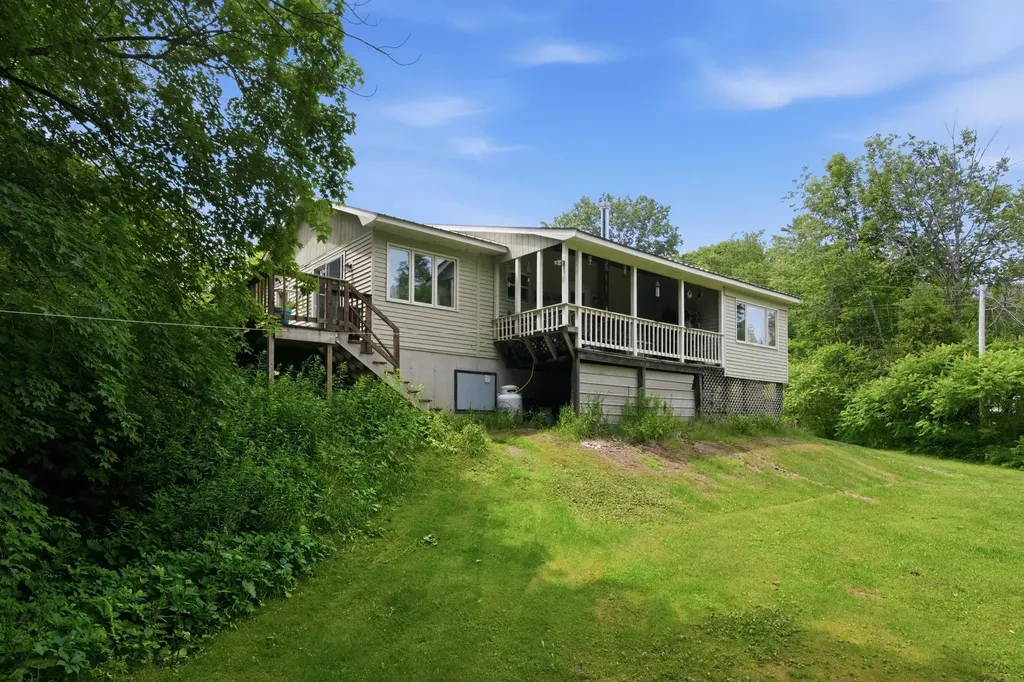 306 Stinson Lake Road Rumney NH 03266