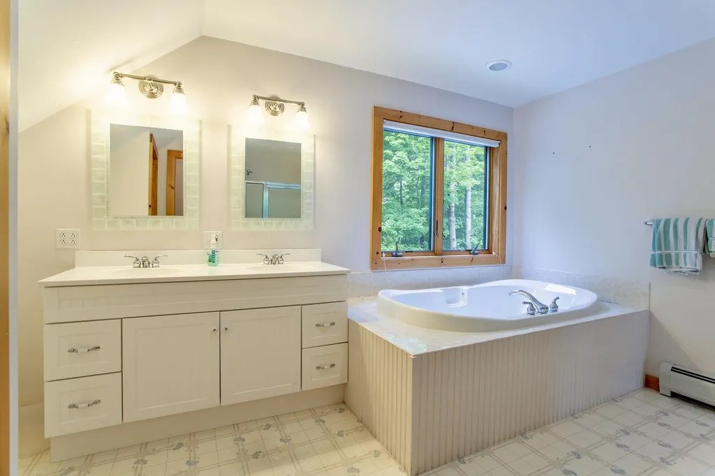 133 West Tinmouth Road Tinmouth VT 05773