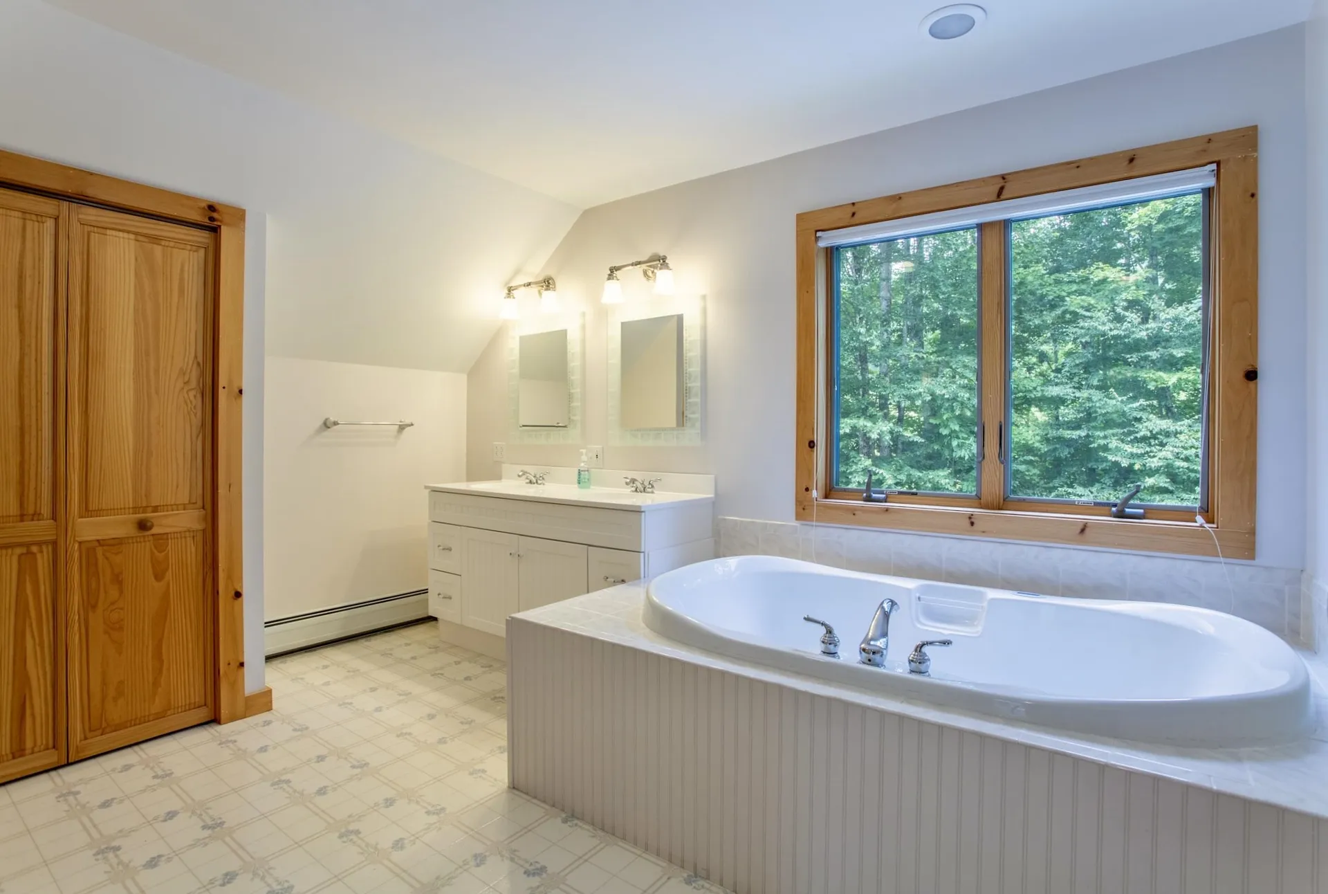 133 West Tinmouth Road Tinmouth VT 05773