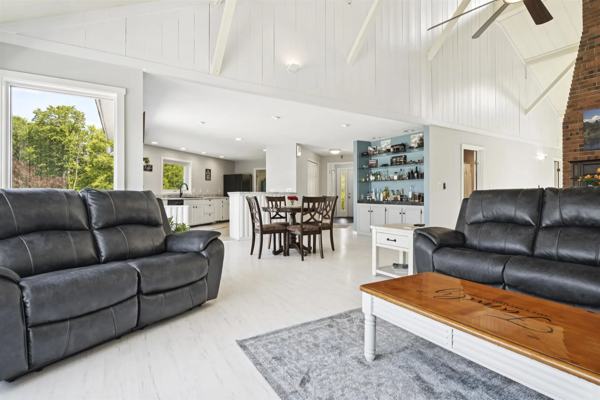 6 Beacon Hill Road Gilford NH 03249