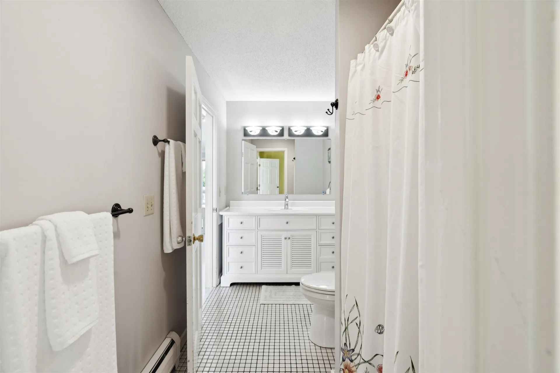 6 Beacon Hill Road Gilford NH 03249
