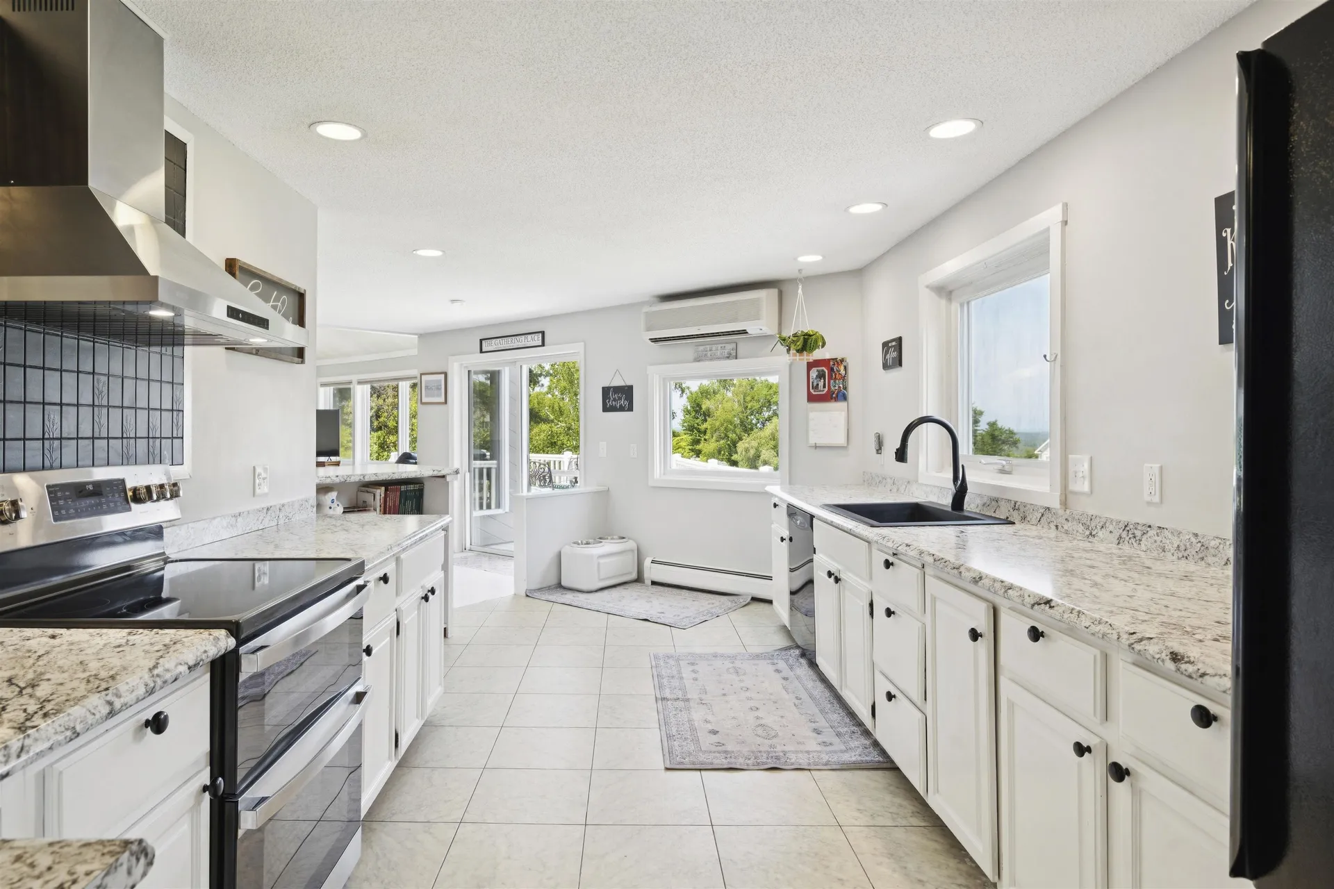 6 Beacon Hill Road Gilford NH 03249