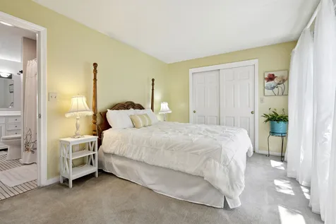 6 Beacon Hill Road Gilford NH 03249