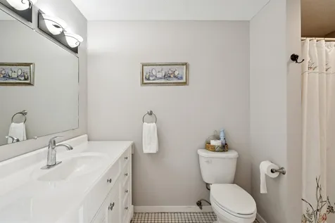 6 Beacon Hill Road Gilford NH 03249