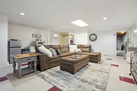 6 Beacon Hill Road Gilford NH 03249