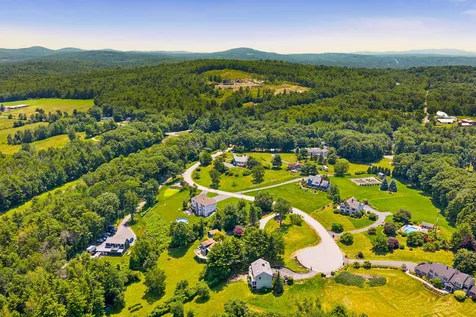 6 Beacon Hill Road Gilford NH 03249