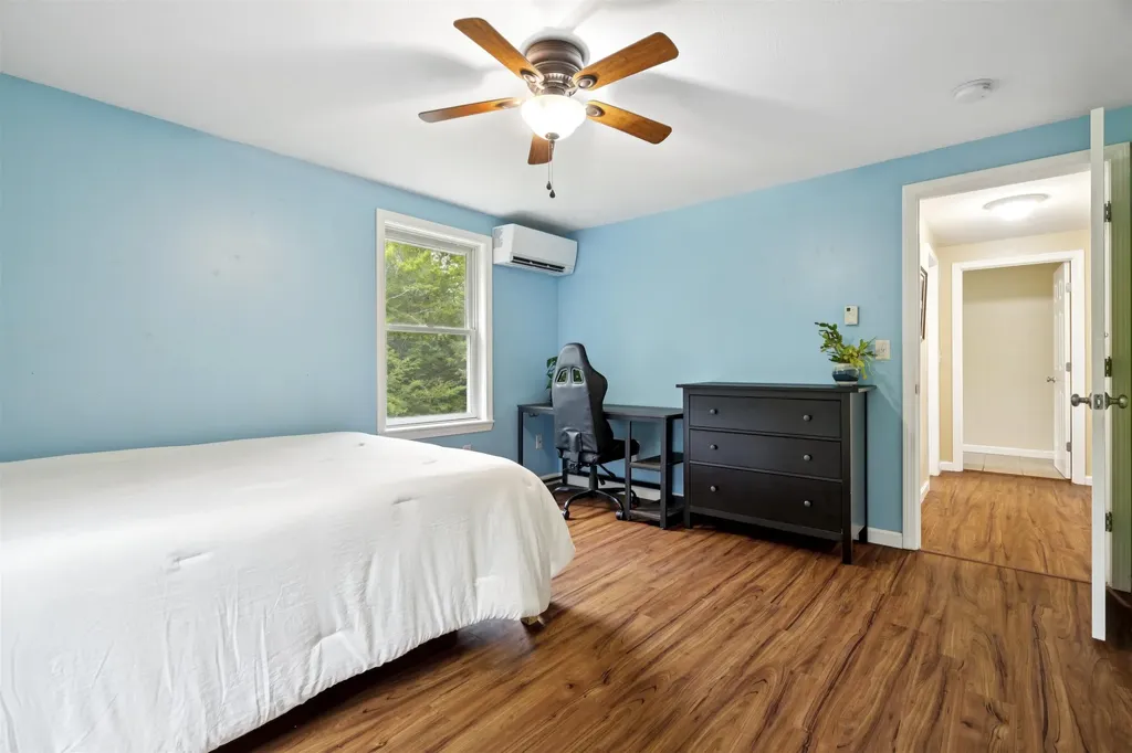 89 Valley Drive Gilford NH 03249