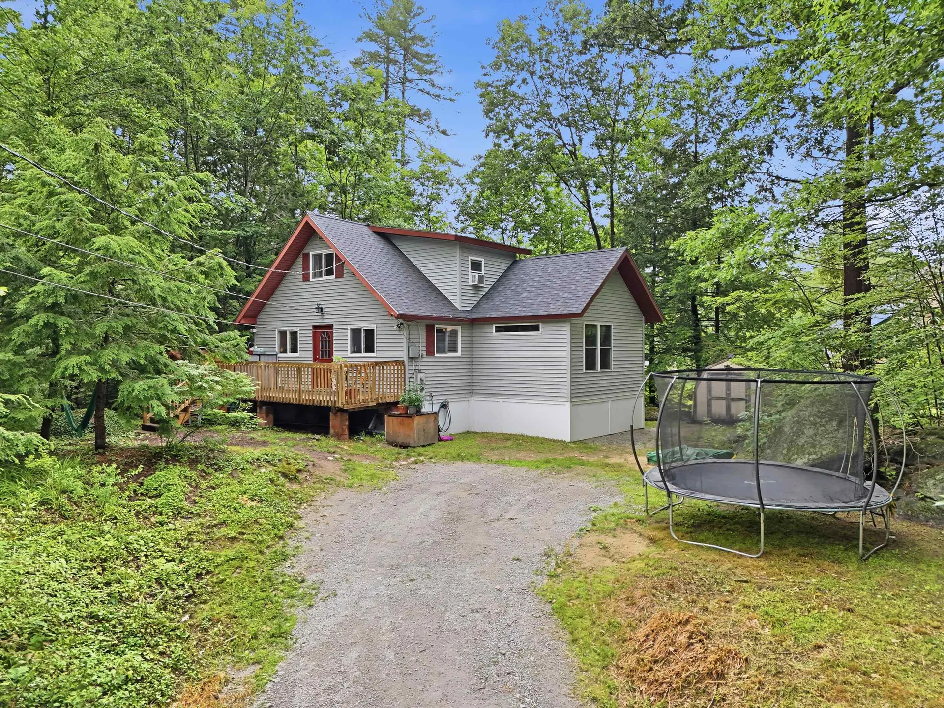 26 Bobolink Lane Hillsborough NH 03244