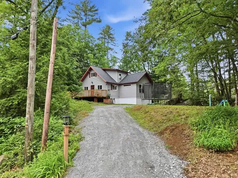 26 Bobolink Lane Hillsborough NH 03244