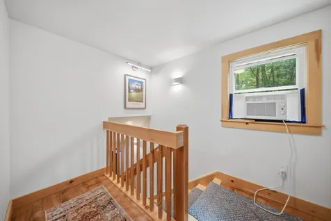 26 Bobolink Lane Hillsborough NH 03244