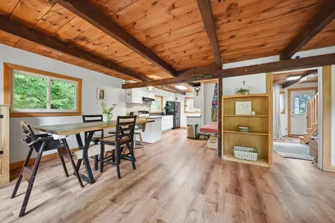 26 Bobolink Lane Hillsborough NH 03244