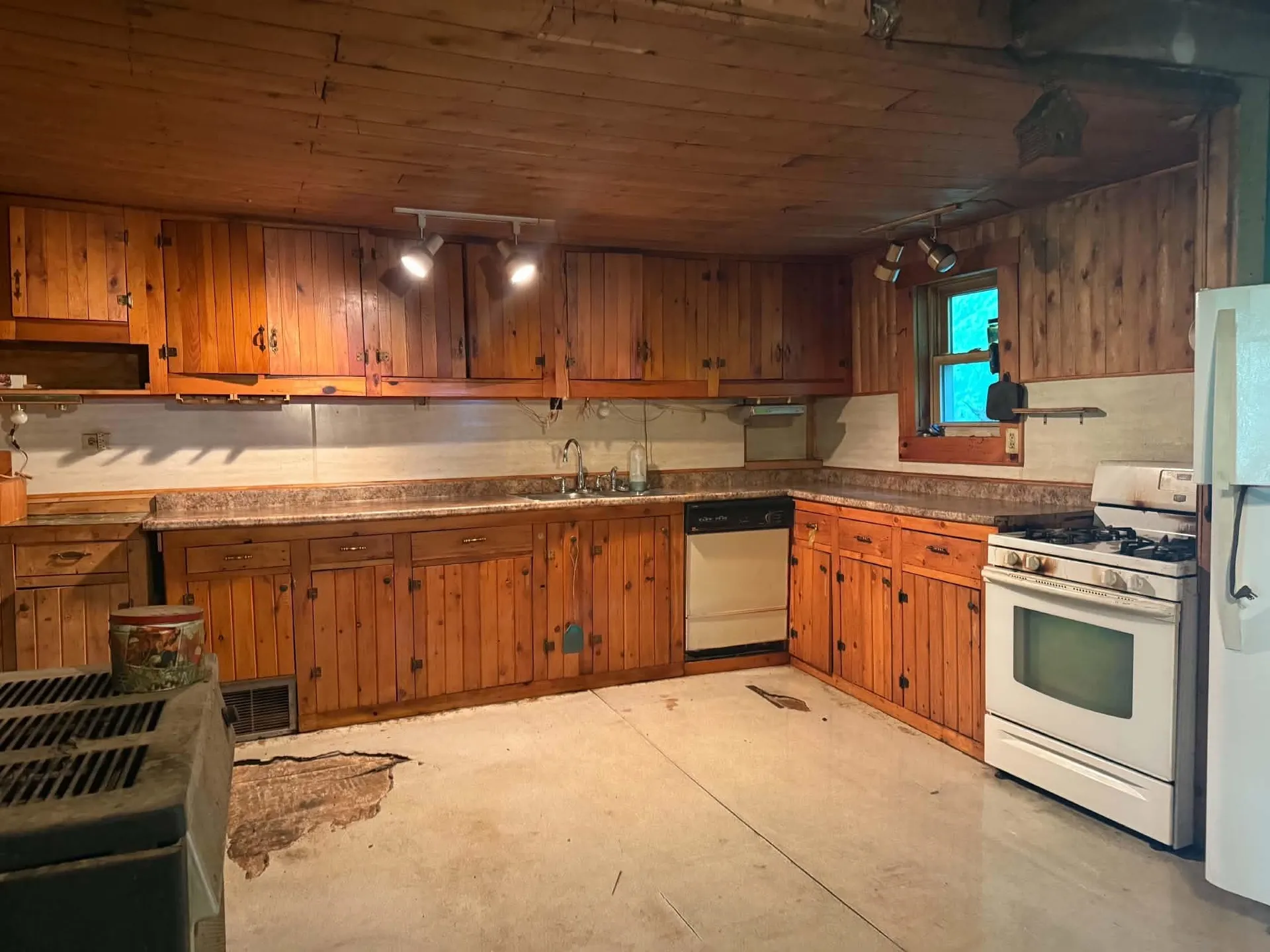13 Center Hill Road Albany VT 05820