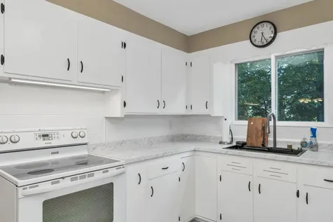 1 Mockingbird Hill Road Windham NH 03087