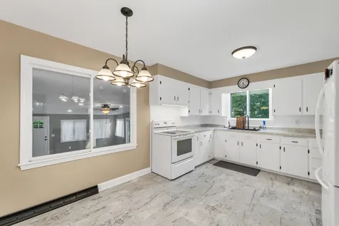 1 Mockingbird Hill Road Windham NH 03087