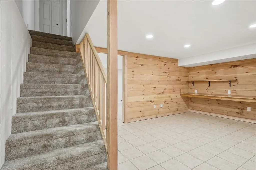 320 Charles Street Lyndon VT 05851