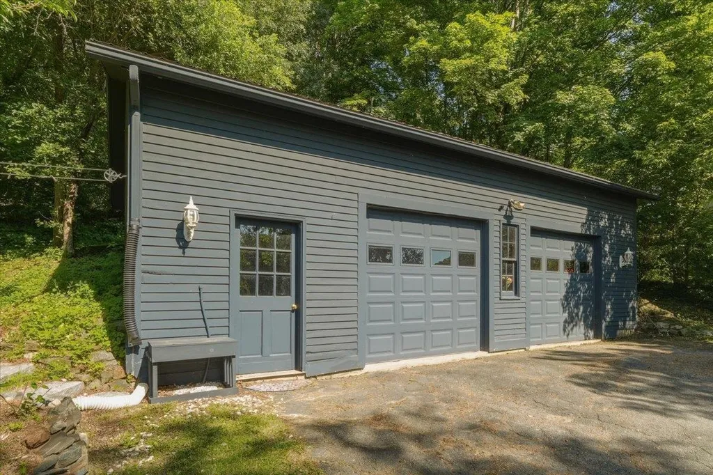320 Charles Street Lyndon VT 05851