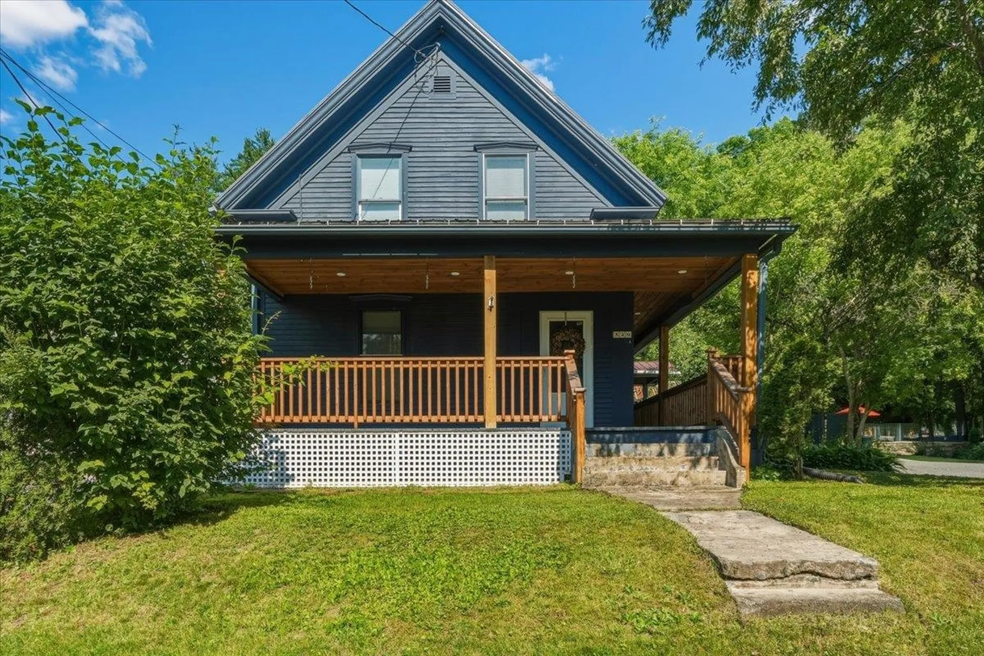 320 Charles Street Lyndon VT 05851