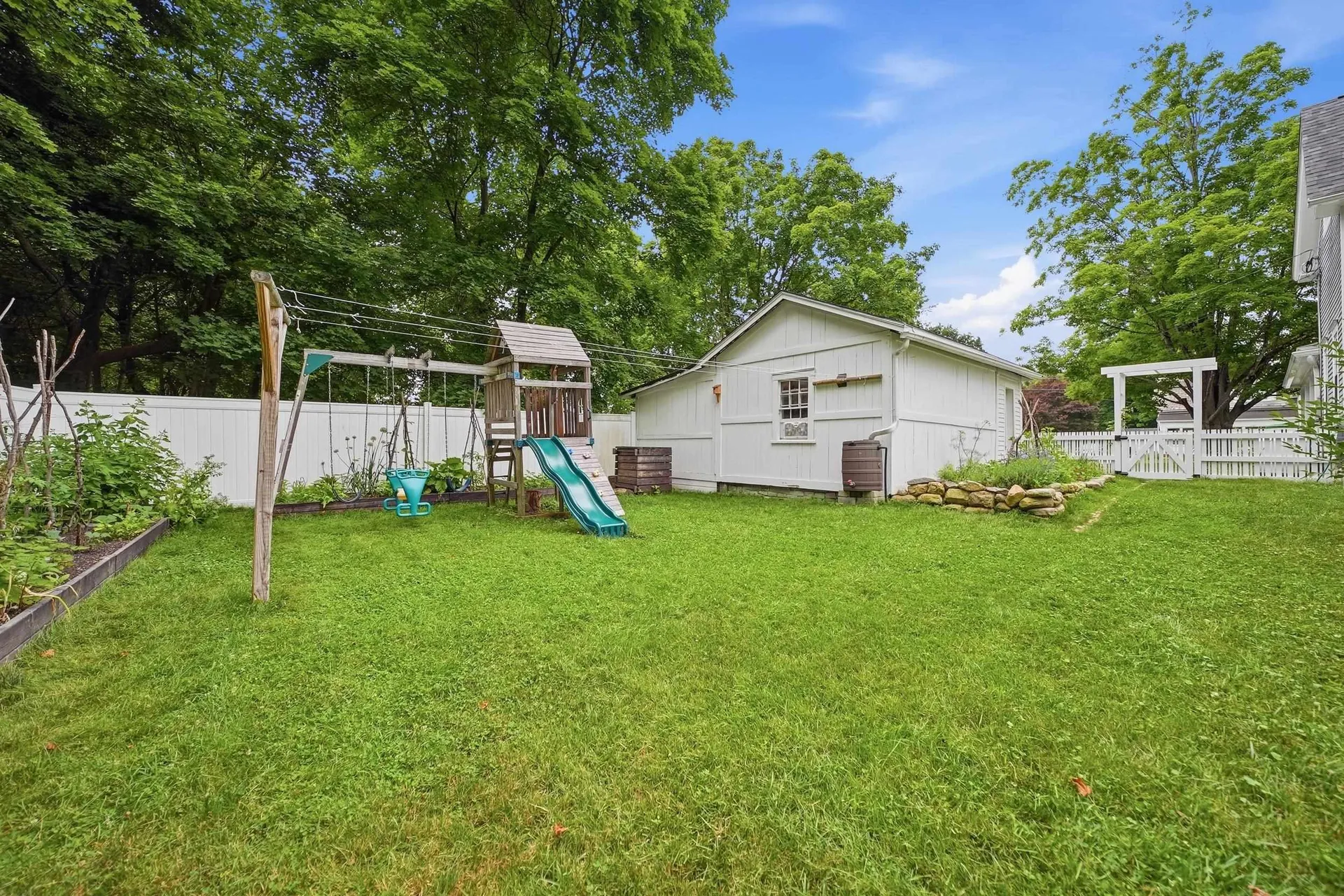 15 Crosby Street Milford NH 03055