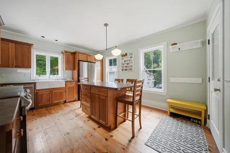 15 Crosby Street Milford NH 03055