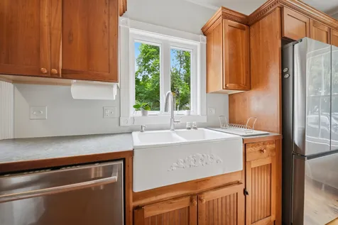 15 Crosby Street Milford NH 03055