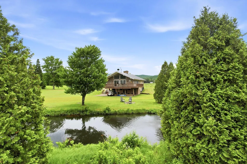 261 Song Bird Drive Canaan VT 05903