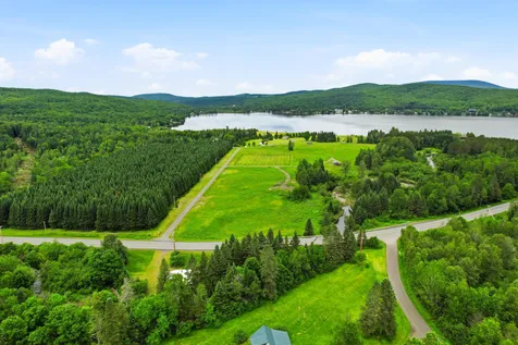 261 Song Bird Drive Canaan VT 05903