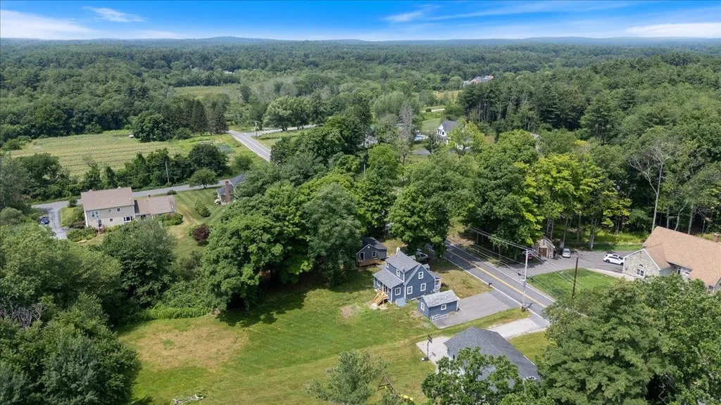 60 Town Farm Road Salem NH 03079