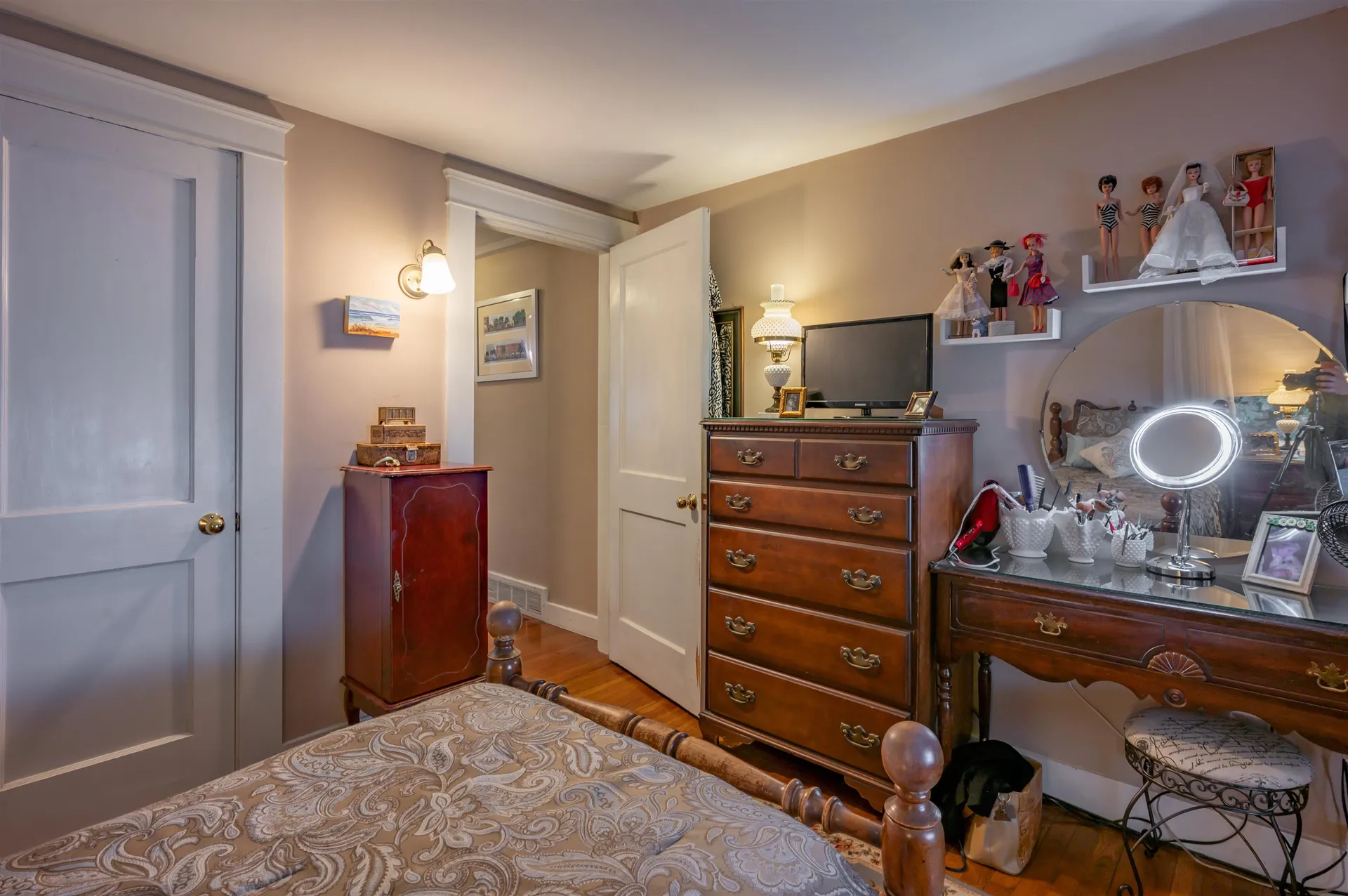 21 Charlotte Avenue Nashua NH 03064