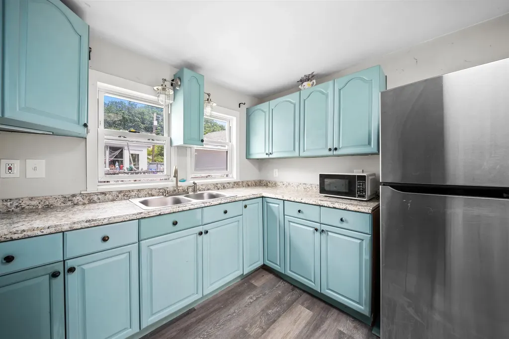 13 Crescent Street Farmington NH 03835