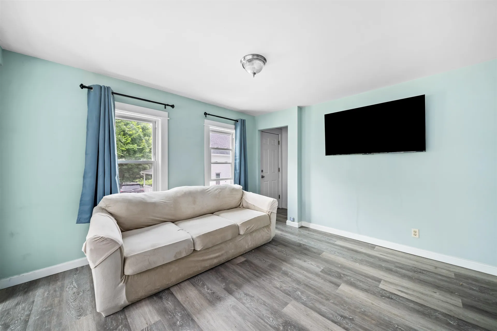 13 Crescent Street Farmington NH 03835